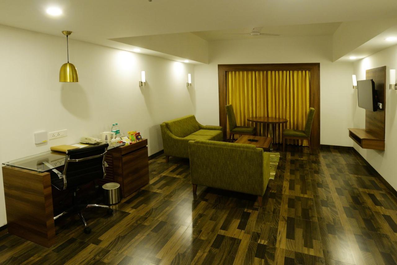 Lemon Tree Hotel Coimbatore Exterior foto