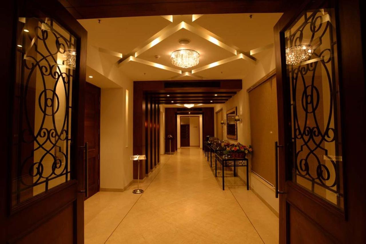 Lemon Tree Hotel Coimbatore Exterior foto