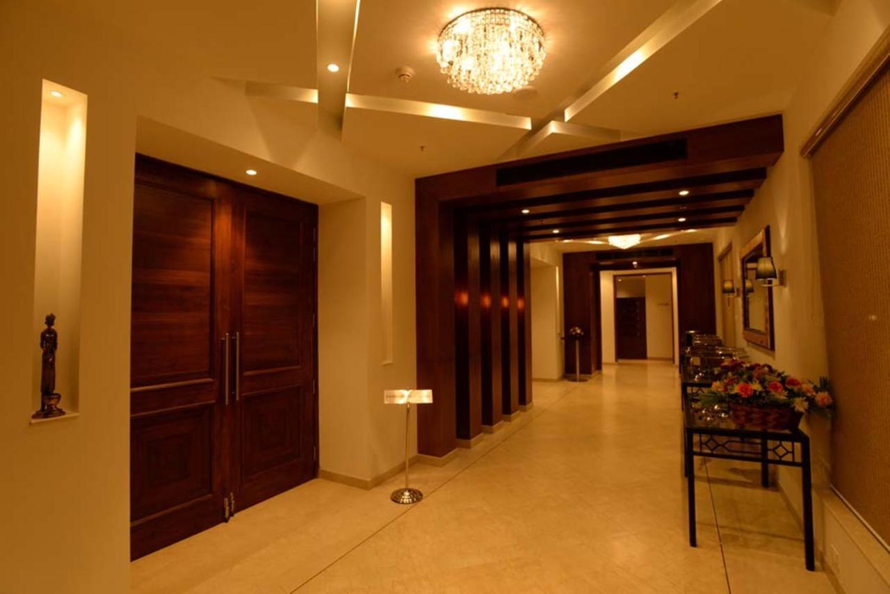 Lemon Tree Hotel Coimbatore Exterior foto