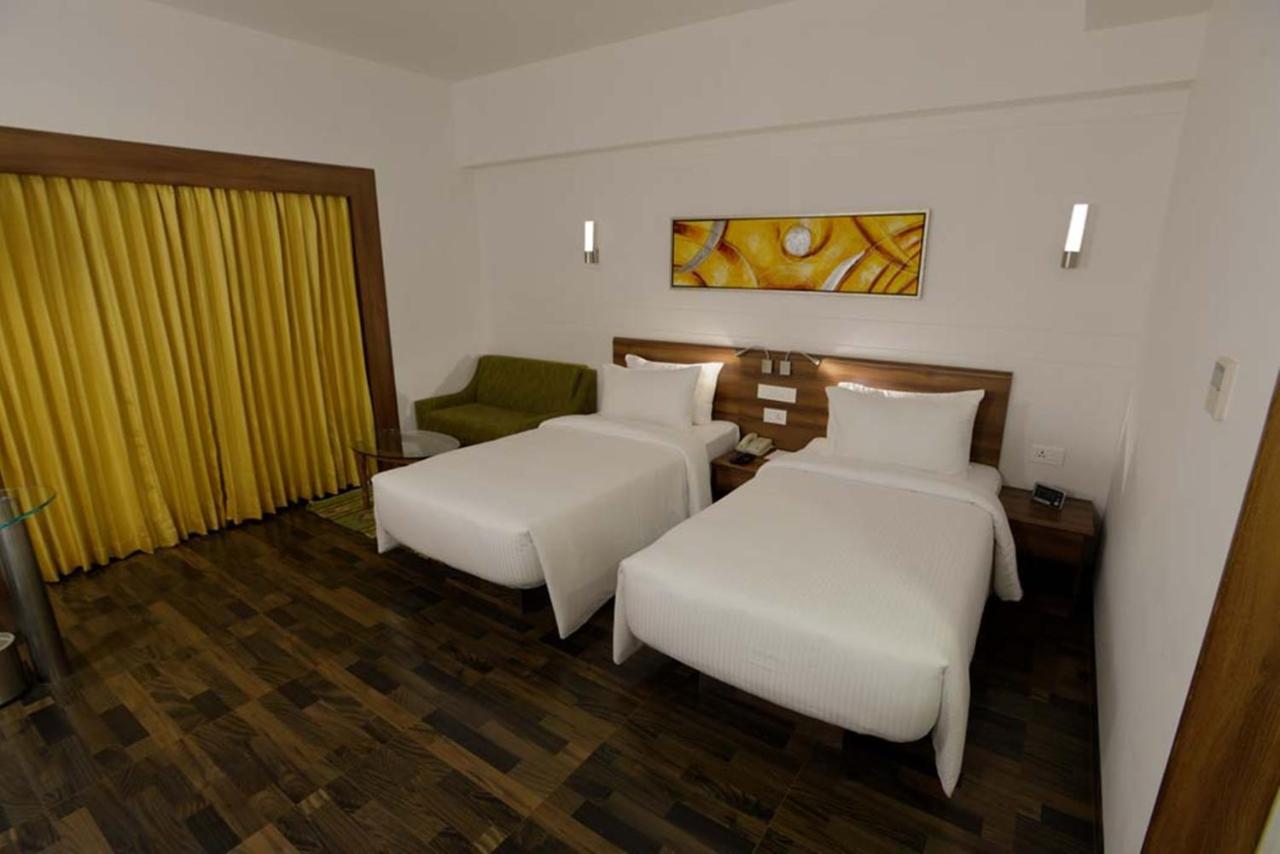 Lemon Tree Hotel Coimbatore Exterior foto